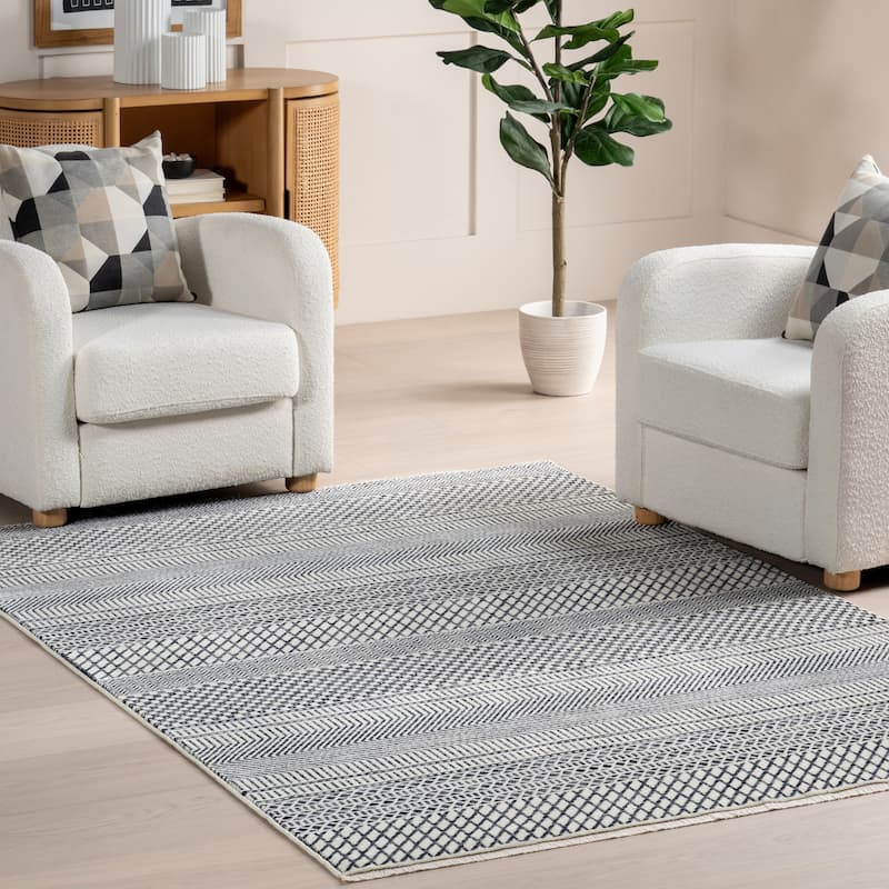Nuloom Lavender Geometric Fringe Area Rug - 5' x 7' 10" - Blue - Rectangle