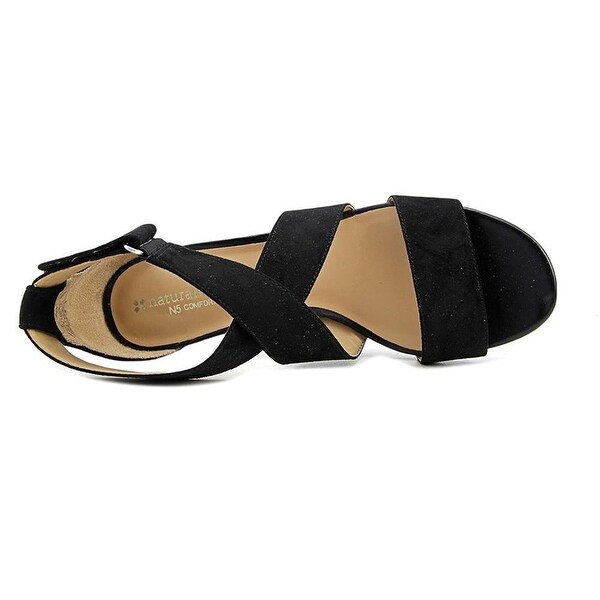 naturalizer adele sandal wide