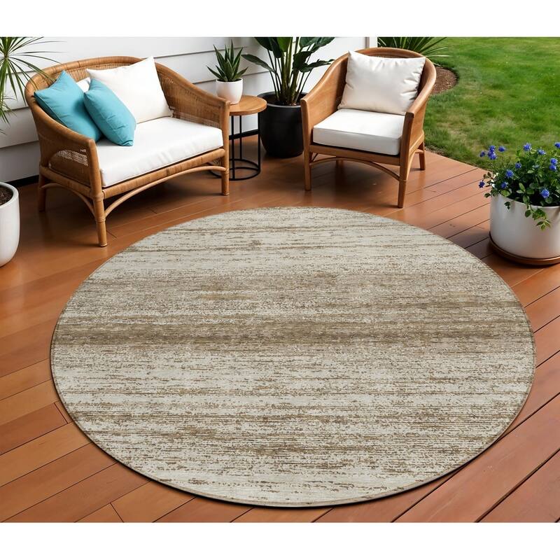 HomeRoots Striped Transitional Rectangle Outdoor Rug - 8' Round