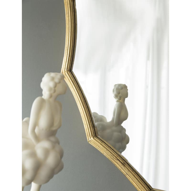 Round Sunburst Wall Mirror with Gold Finish