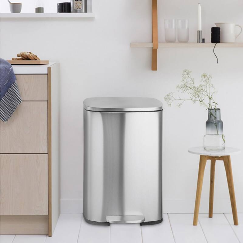 50 L/13.2 Gallon Smudge Resistant Trash Can with Silent Lid
