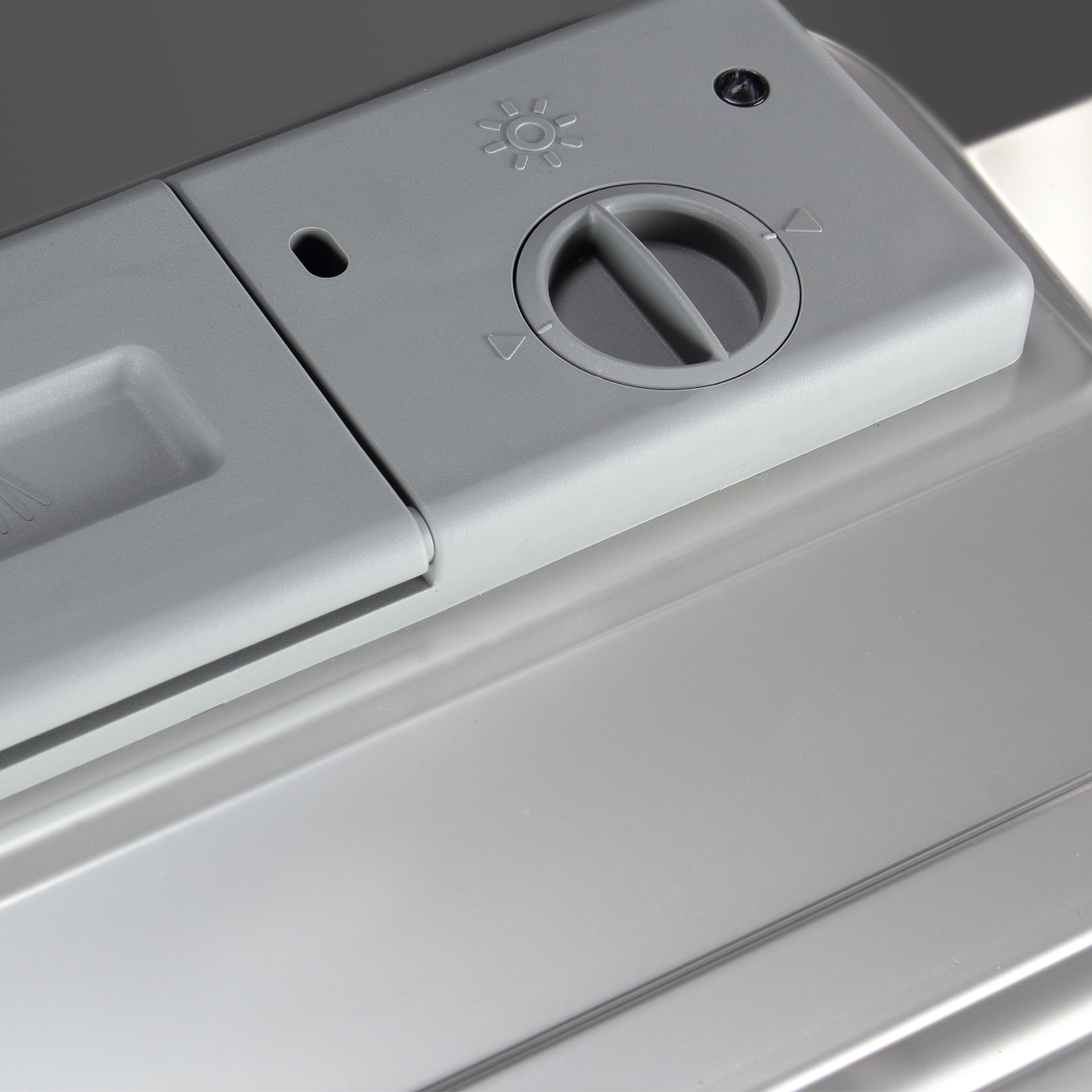 della compact dishwasher