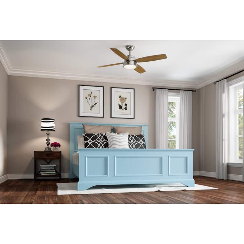 Hunter 52" Wingate Ceiling Fan with LED Light Kit and Handheld Remote - Transitional, Coastal