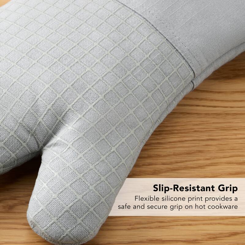 KITCHENAID Gourmet Series Gridlines Oven Mitts 2-Pack Set, Heat Resistant up to 600°F, Soft Silicone Grip, Magnetic Cuff
