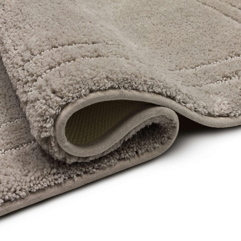 Mohawk Home Diplomat Machine Washable Bath Mat