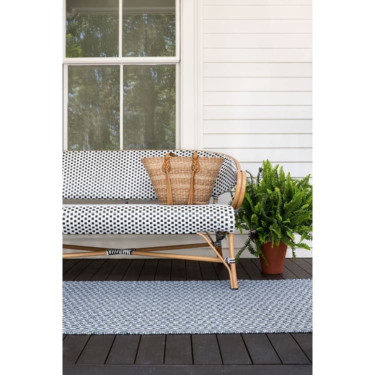 Erin Gates by Momeni River Davis Hand Woven PET Indoor Outdoor Rug