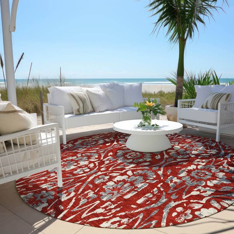 Machine Washable Indoor/ Outdoor Chantille Traditional Distressed Rug - Red - 8' x 8'