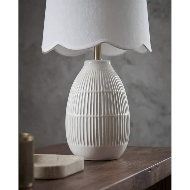 Livabliss Soleny Traditional Accent Table Lamp