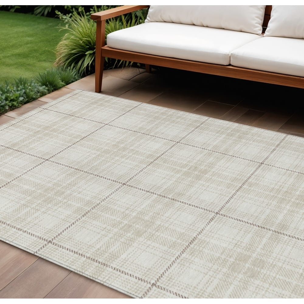 HomeRoots Plaid Transitional Rectangle Outdoor Rug