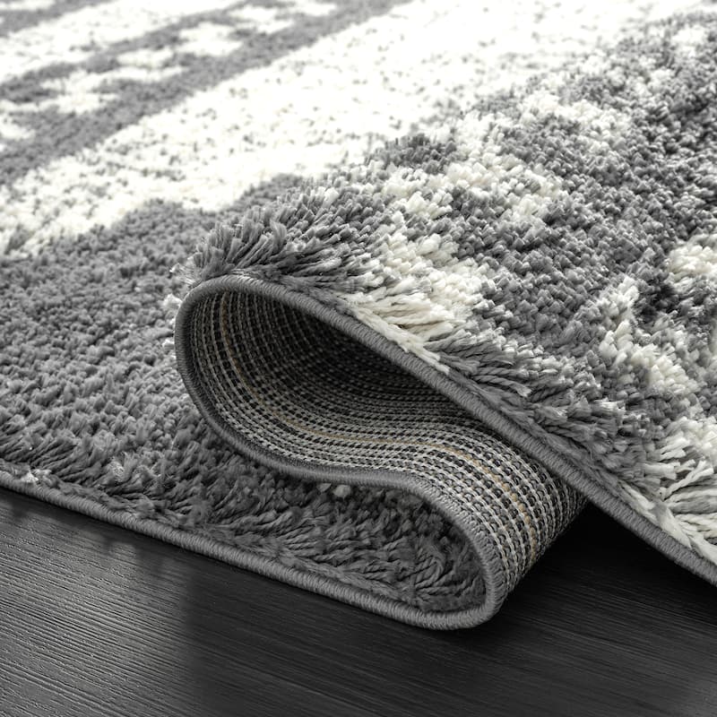 Abani Willow WIL210A Contemporary Grey and Ivory Geometric Shag Area Rug