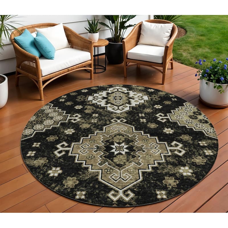 HomeRoots Medallion Traditional Rectangle Outdoor Rug - 8' Round