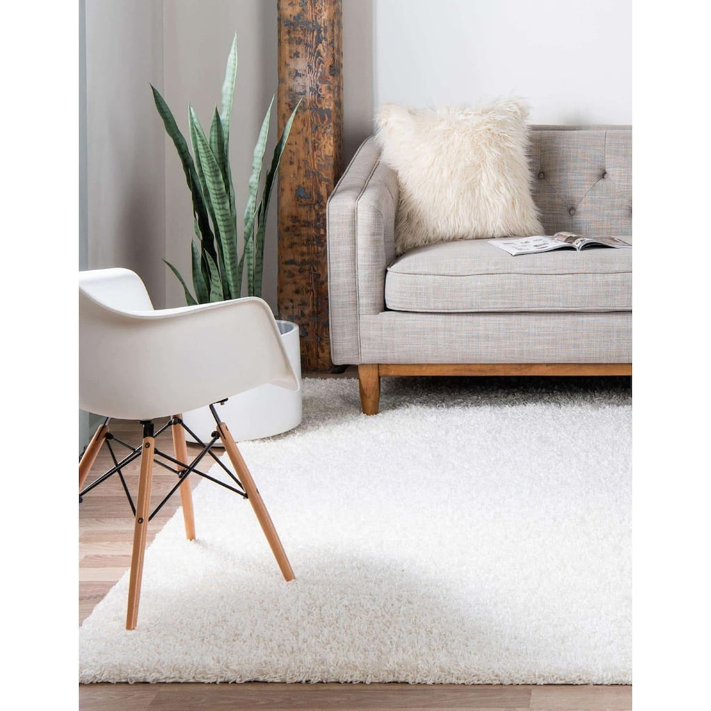 Shag Laurian Collection Area Rug
