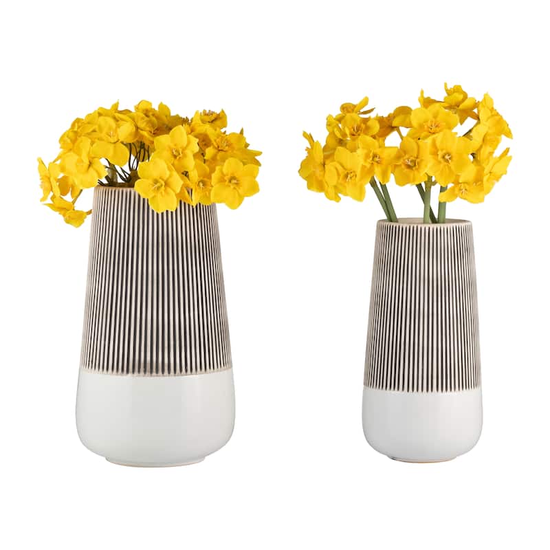 Sagebrook Home Ceramic Vase Contemporary Ivory and Beige Ridged Design Floral Vase For Decorative Table Accent