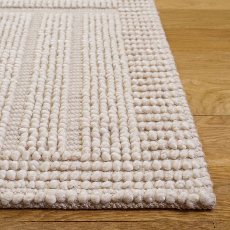 SAFAVIEH Natura Piety Raised Textured Wool Blend Rug