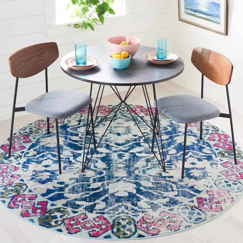 SAFAVIEH Madison Jeljazka Distressed Rug