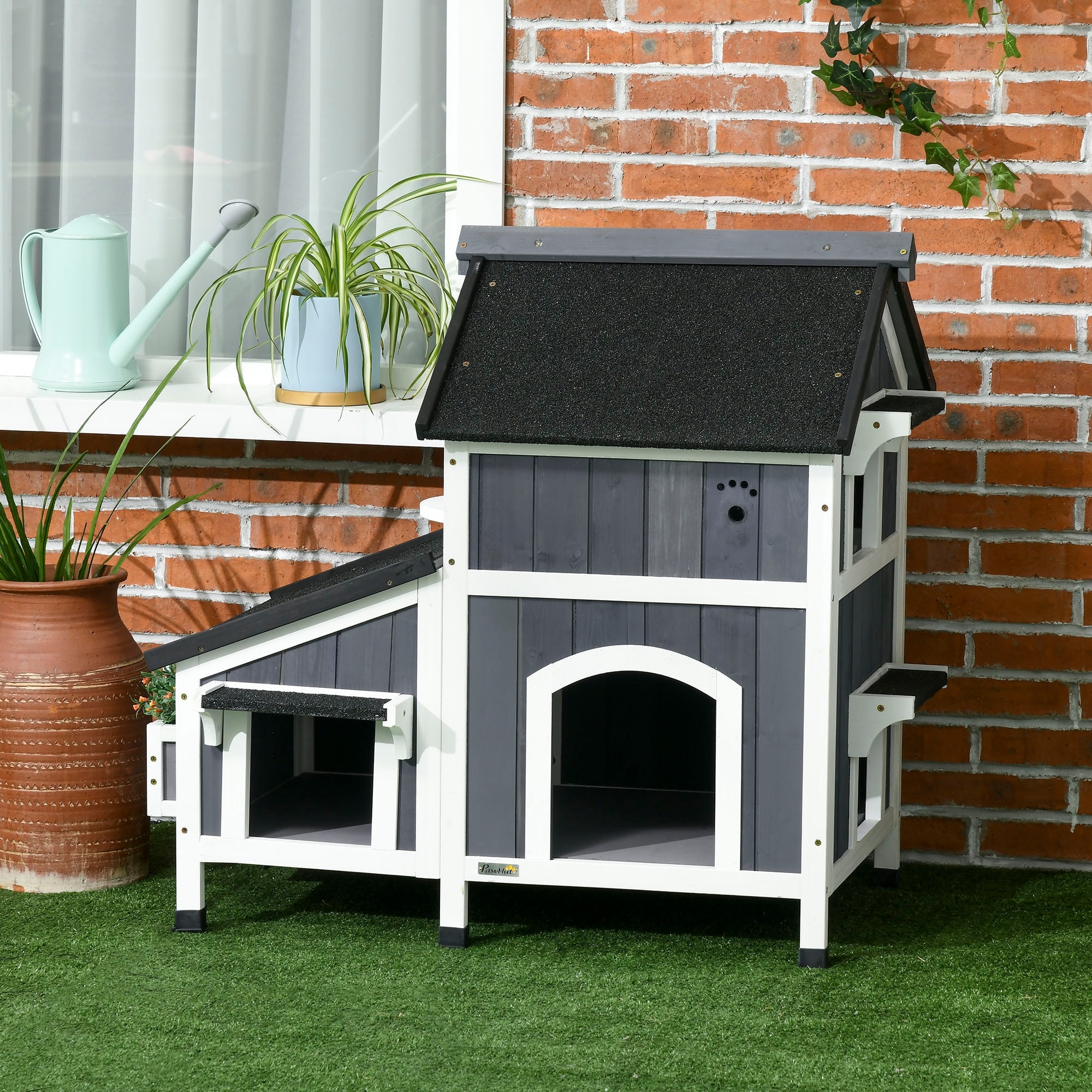 Pawhut outdoor cat house top