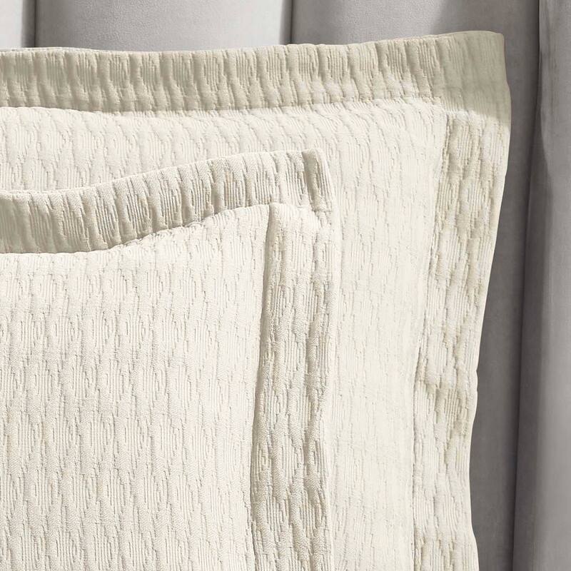 Blue Nile Mills Diamond Lattice Matelasse Cotton Medium Weight 3 Piece Bedspread Set