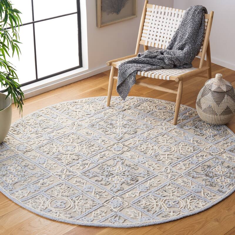 SAFAVIEH Handmade Trace Ebony Wool Rug - 6' Round - Beige/Silver