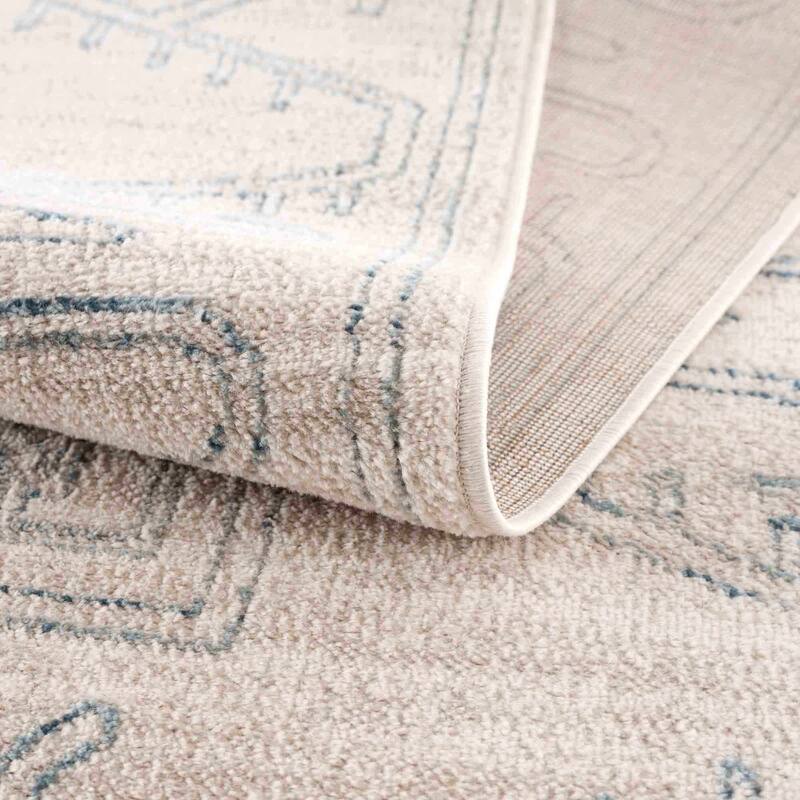 Pertek Bohemian Farmhouse Traditional Area Rug
