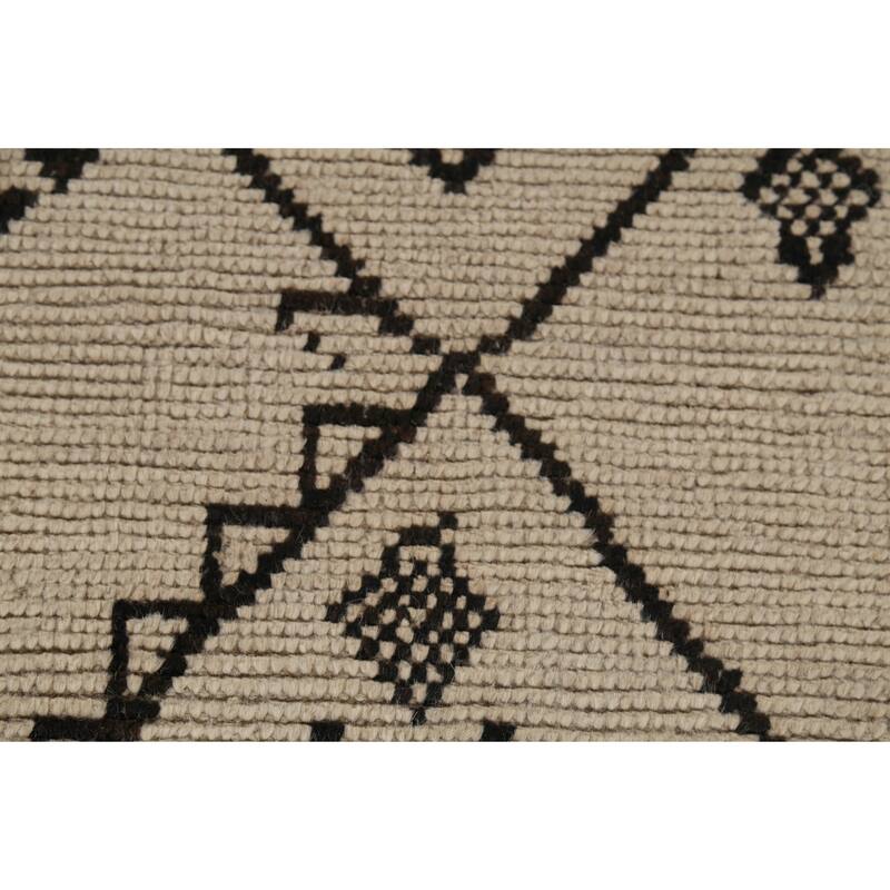 Geometric Beige / Ivory Moroccan Area Rug Hand-Knotted Wool Carpet - 6'9"x 10'11"