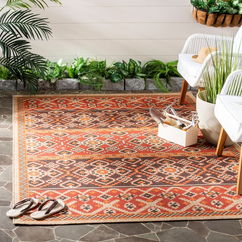 SAFAVIEH Veranda Anneruth Indoor/ Outdoor Waterproof Patio Backyard Rug