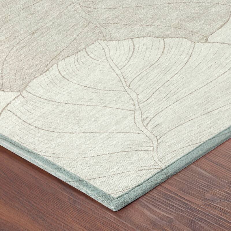 Machine Washable Indoor/ Outdoor Tropical Floral Chantille Rug