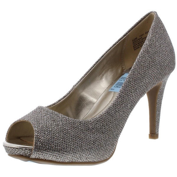 bandolino peep toe heels