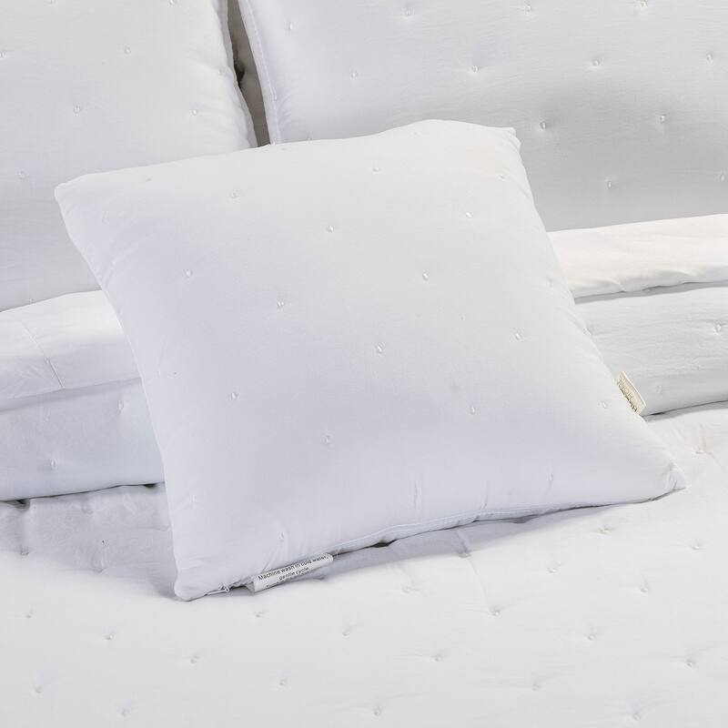 Emilie 4 Piece Crescent Stitch Quilt Set by HULALA HOME
