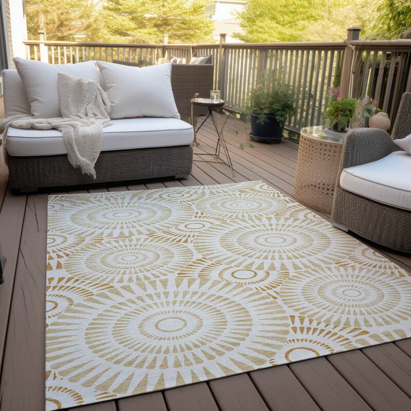 Machine Washable Indoor/ Outdoor Chantille Contemporary Burst Rug