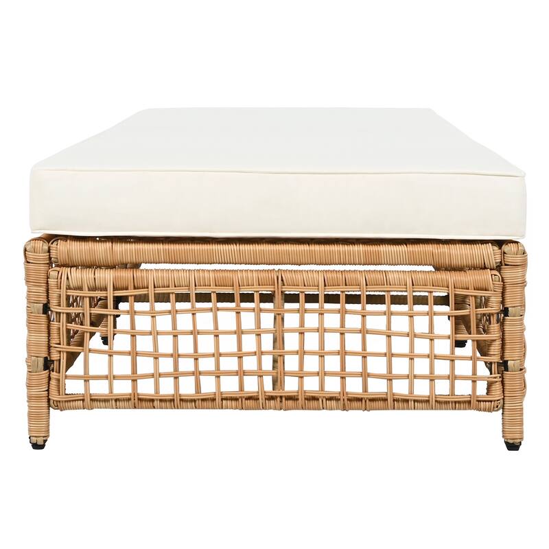 Outdoor Lounge Chair