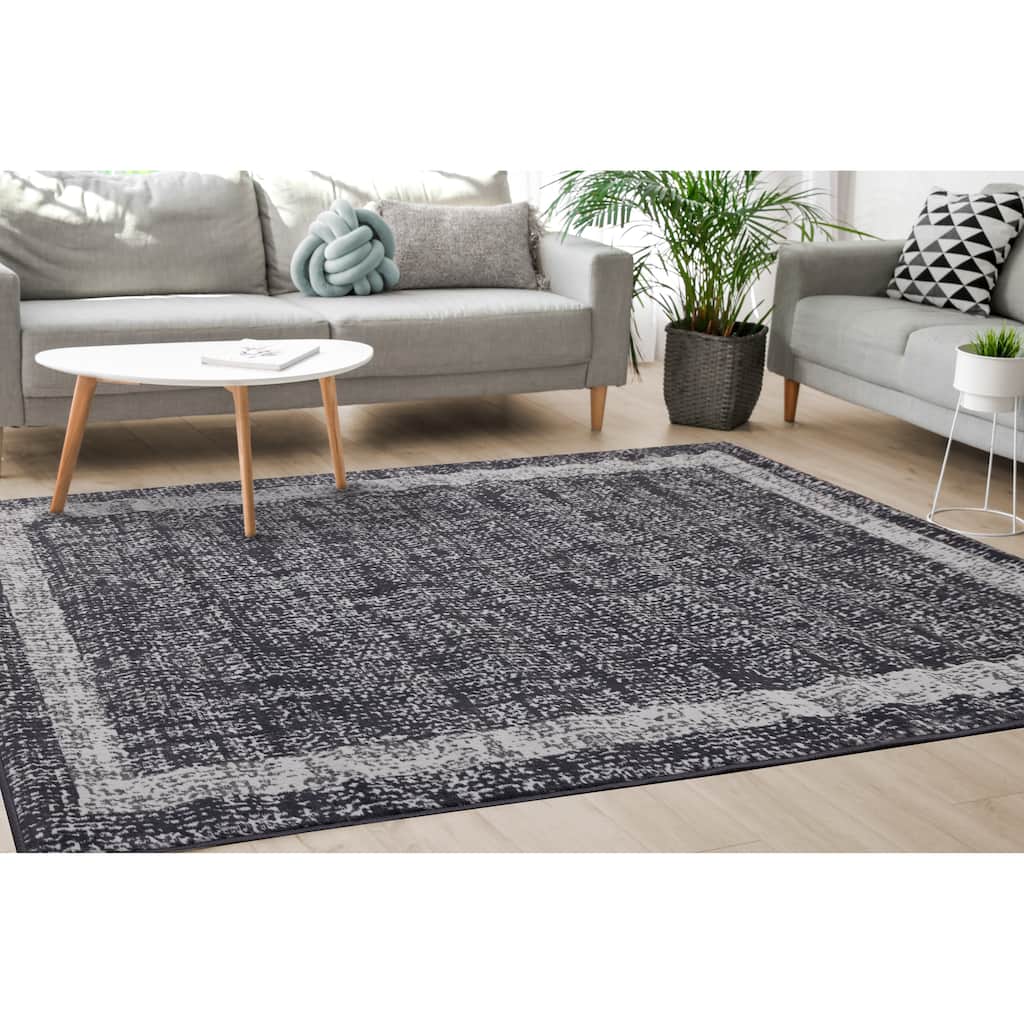Florence Collection - Grey Distressed Border Rug - 4'7" x 6'7"