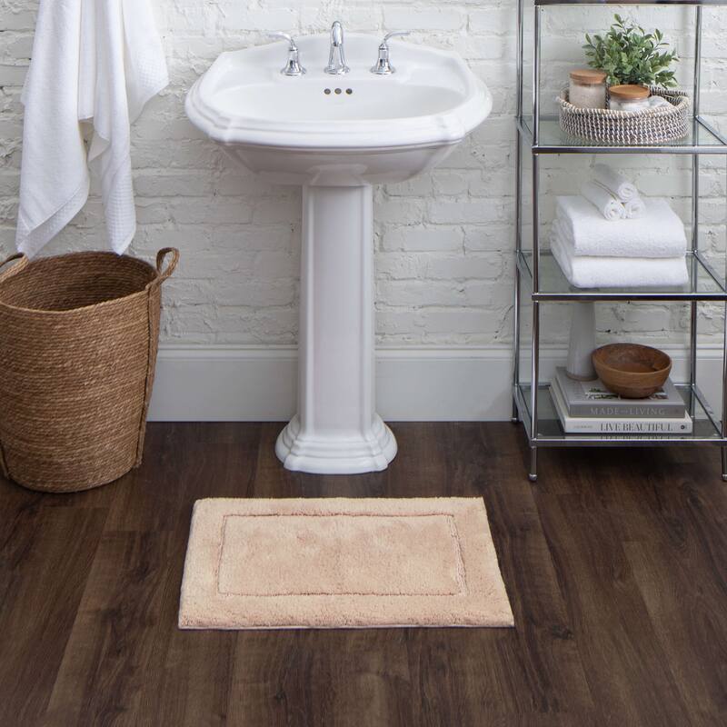 Mohawk Home Regency Bath Rug