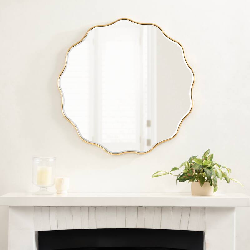 Kate and Laurel Viona Round Scalloped Mirror
