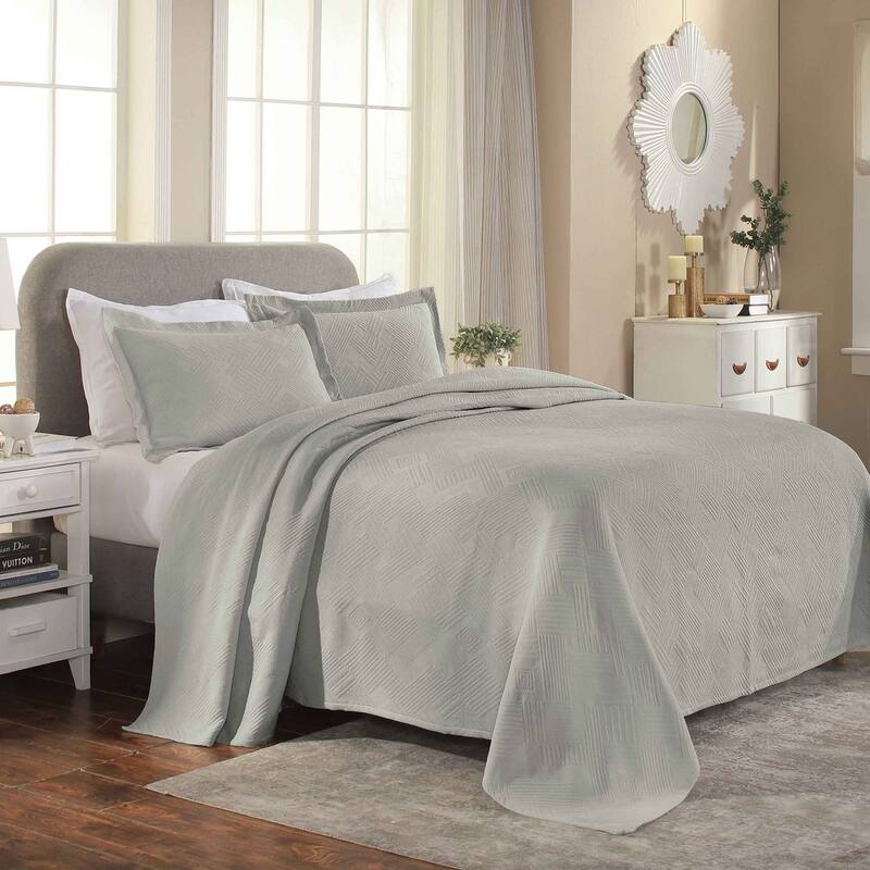 Superior Geometric Fret Cotton Decorative Bedspread Set