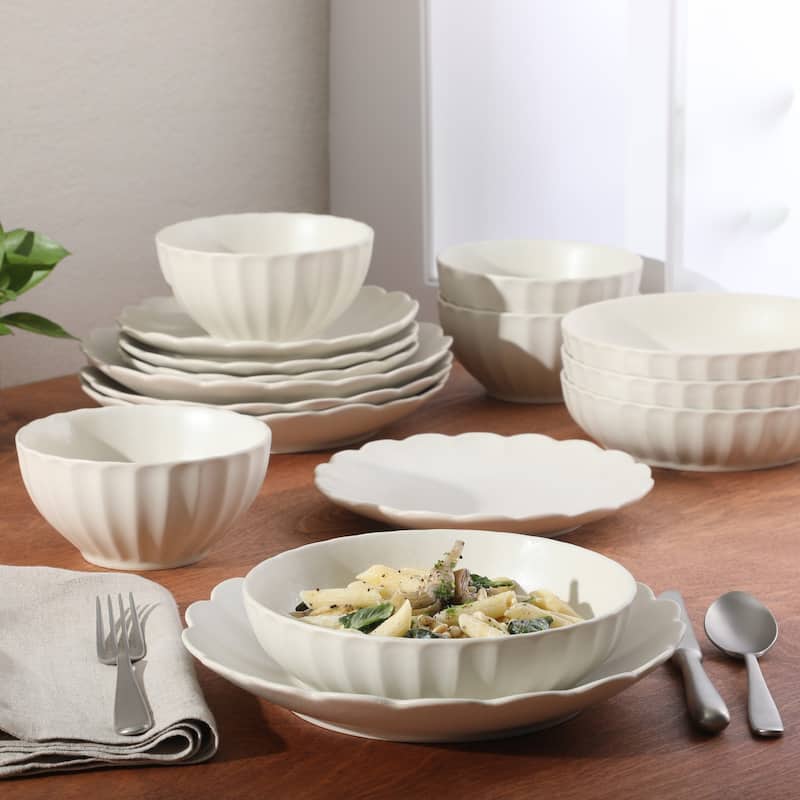 Gibson Elite Malibu Shore 16 Piece Scallop Stoneware Reactive Glaze (Service for 4) Ceramic Plates and Bowls Dinnerware Set