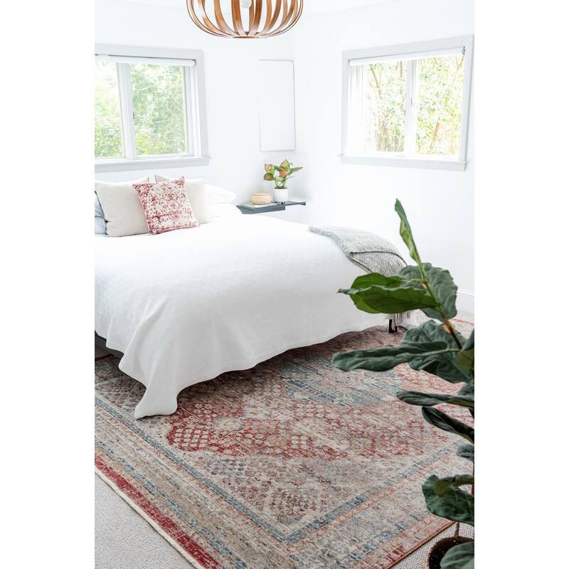 Traditional Falmouth Collection Area Rug