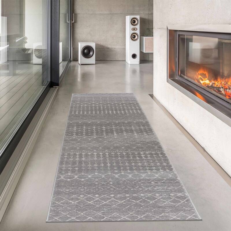 Tigris Tanu Moroccan Trellis Farmhouse Boho Area Rug - 2'7" x 10' - Grey, Cream, Beige