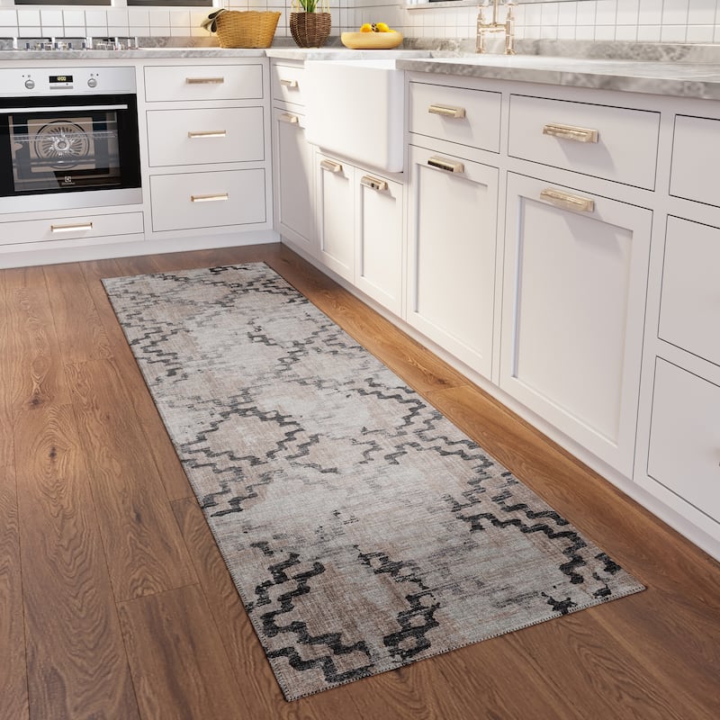 Indoor/ Outdoor Yuma Morroccan Washable Rug - 2'3" x 7'6" - Taupe
