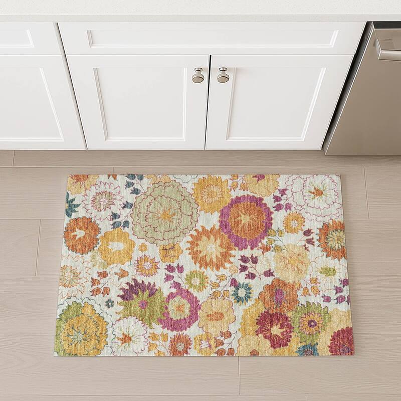 Machine Washable Indoor/ Outdoor Modern Floral Chantille Rug