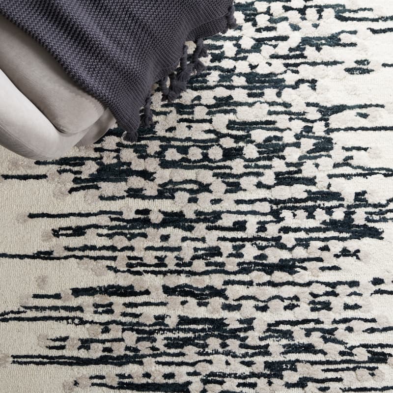 SAFAVIEH Handmade Metro Victoriya Modern Wool