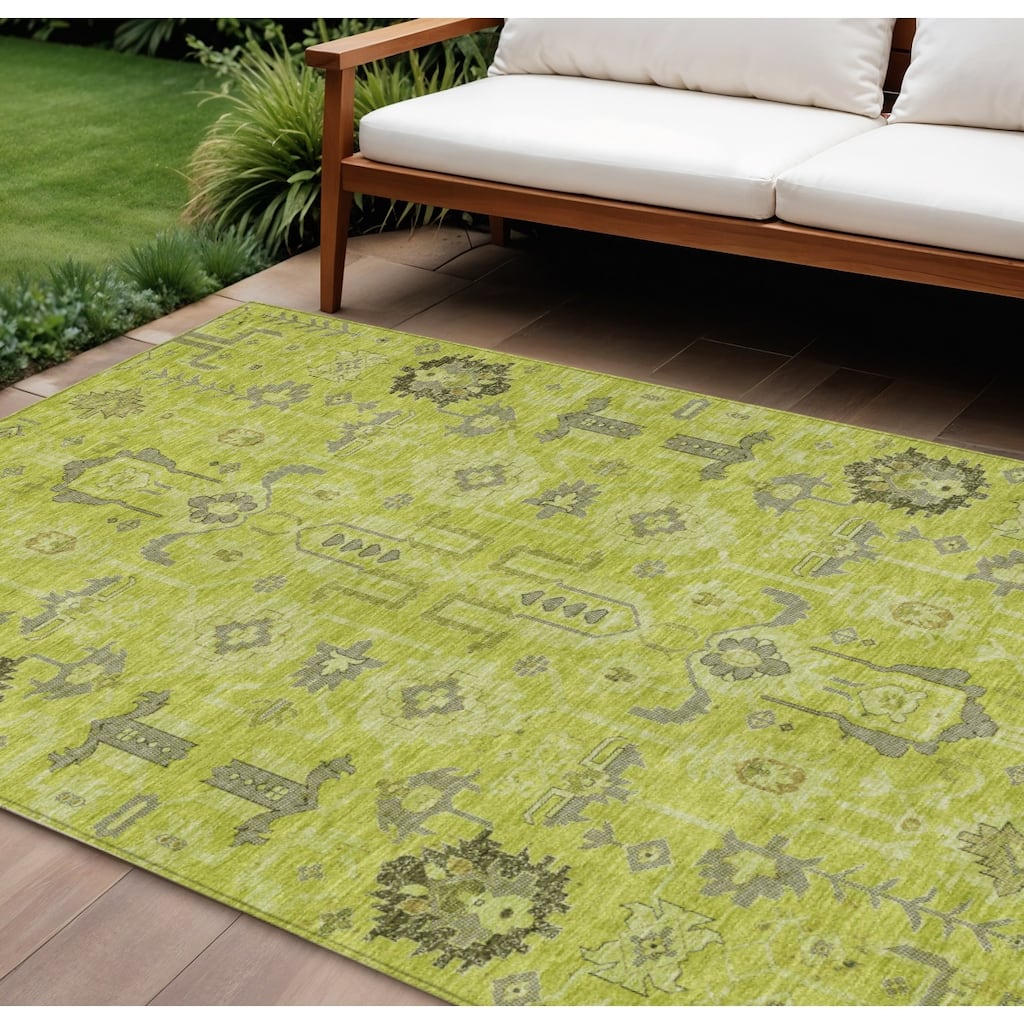 HomeRoots Oriental Traditional Rectangle Outdoor Rug