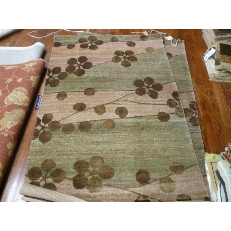 SAFAVIEH Couture Hand-knotted Tibetan Rieja Modern Wool Rug