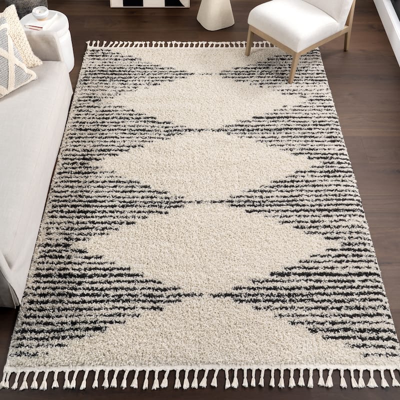 Nuloom Denton Diamond Shag Tassel Area Rug - 6'7" x 9' - Ivory