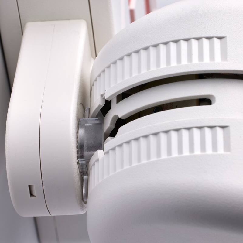 Combination Green Exit Sign/Emergency Light 90min Ni-Cad backup 120/277V Dual Head - White