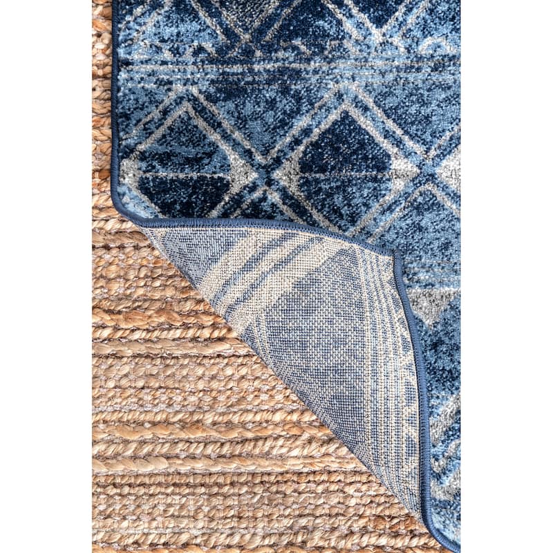 Nuloom Transitional Saha Tribal Geo Striped Area Rug