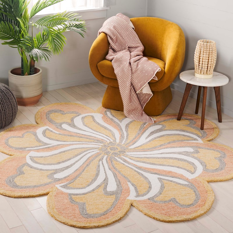 SAFAVIEH Handmade Novelty Erinka Floral Wool Rug