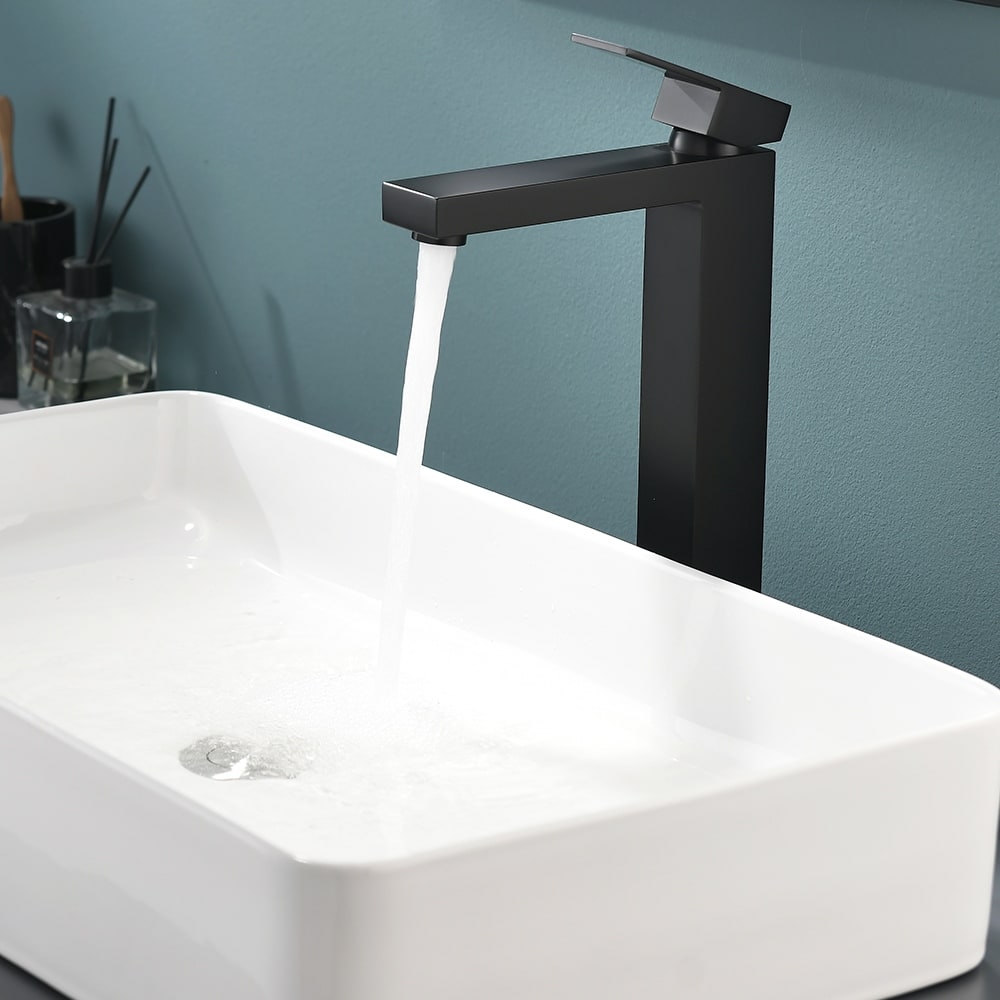Single-Handle Matte Black Bathroom Sink Faucet