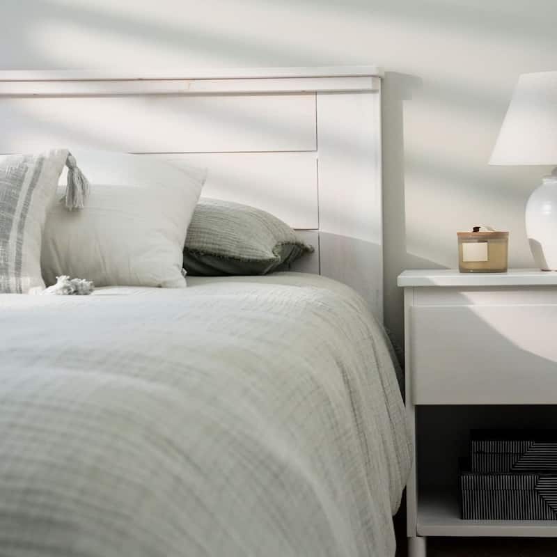 Plank and Beam Farmhouse Full Bed with Panel Headboard