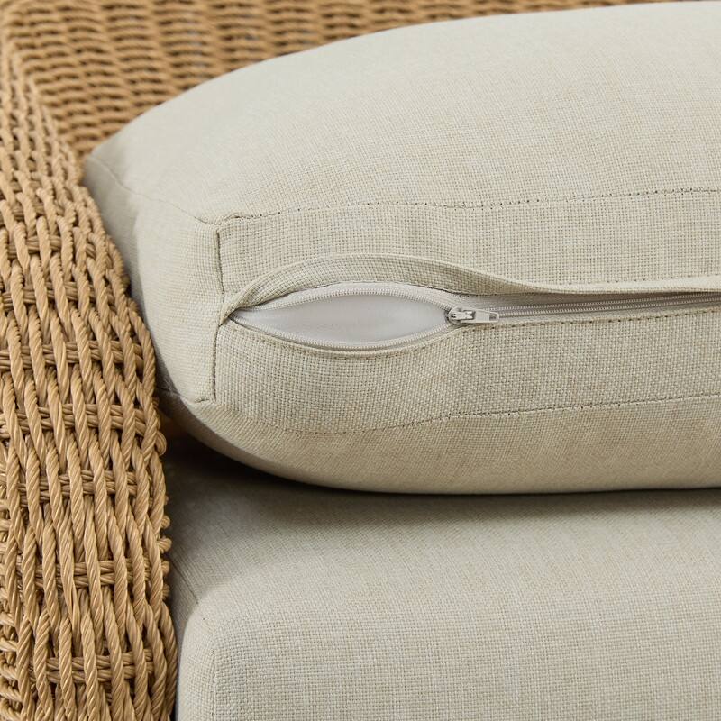 Spruce & Spring Patio Fruniture Outdoor Swivel Chair and Side Table