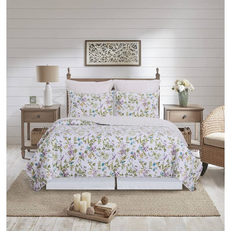 Carley Quilt Set Bedding Collection